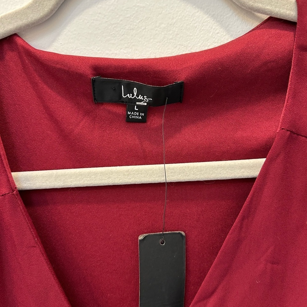 Lulu's Burgundy Midi Wrap Dress size large NWT - Picture 3 of 3